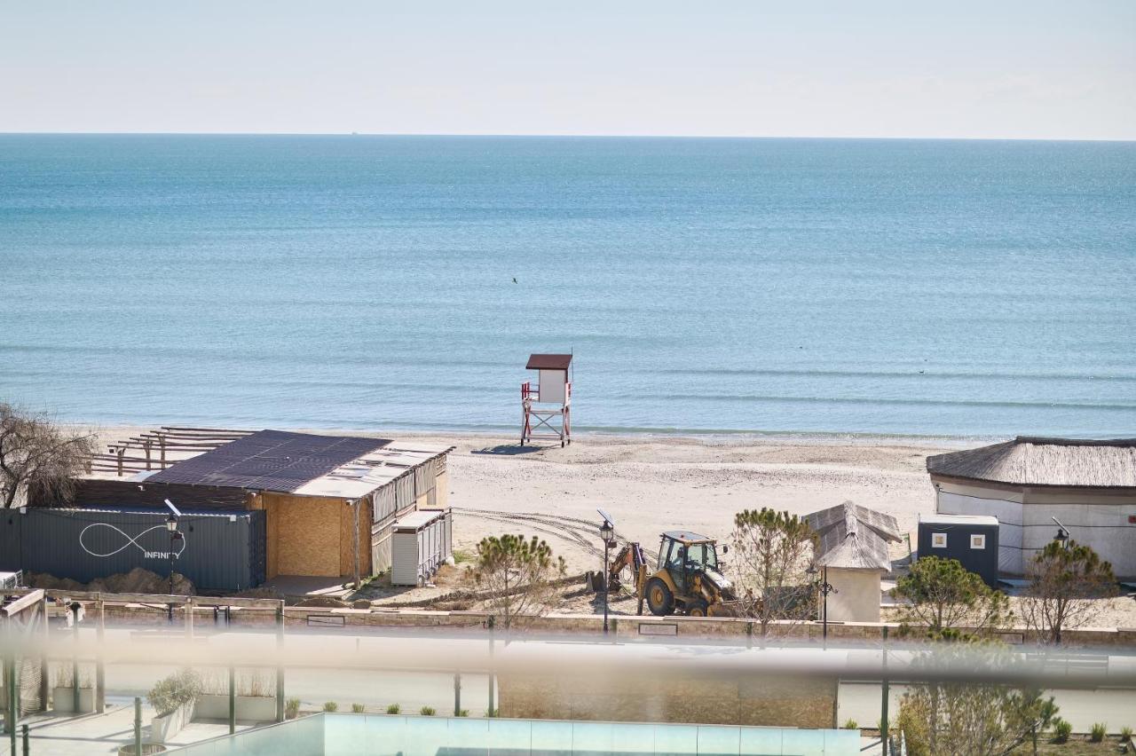 Studio Cornelia Seaview Spa&Pool In Infinity Beach Resort Mamaia Exterior foto