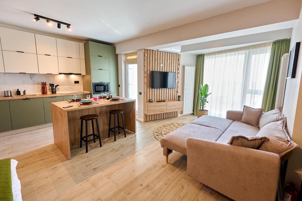 Studio Cornelia Seaview Spa&Pool In Infinity Beach Resort Mamaia Exterior foto